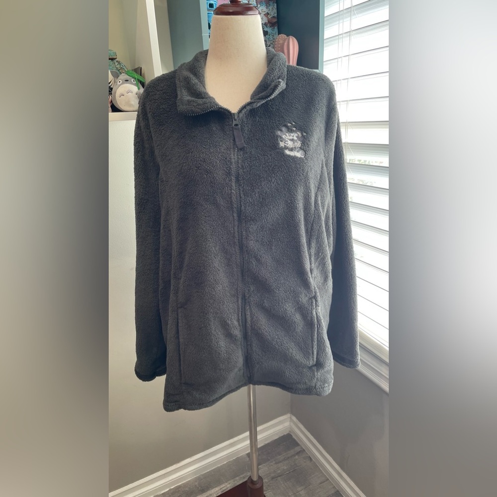 Disney Parks Womens MickeyMinnie Kissing Zip Up Jacket Gray Soft Fleece Plush‎